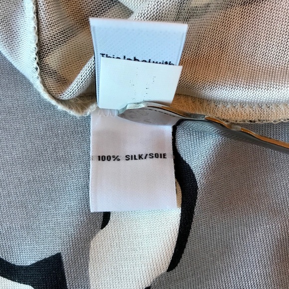 DIANE von FURSTENBERG | New Julian Two Wrap Dress - Picture 5 of 8